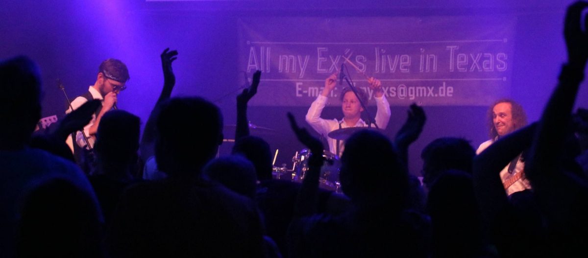 All My Ex's – Konzert mit Publikum